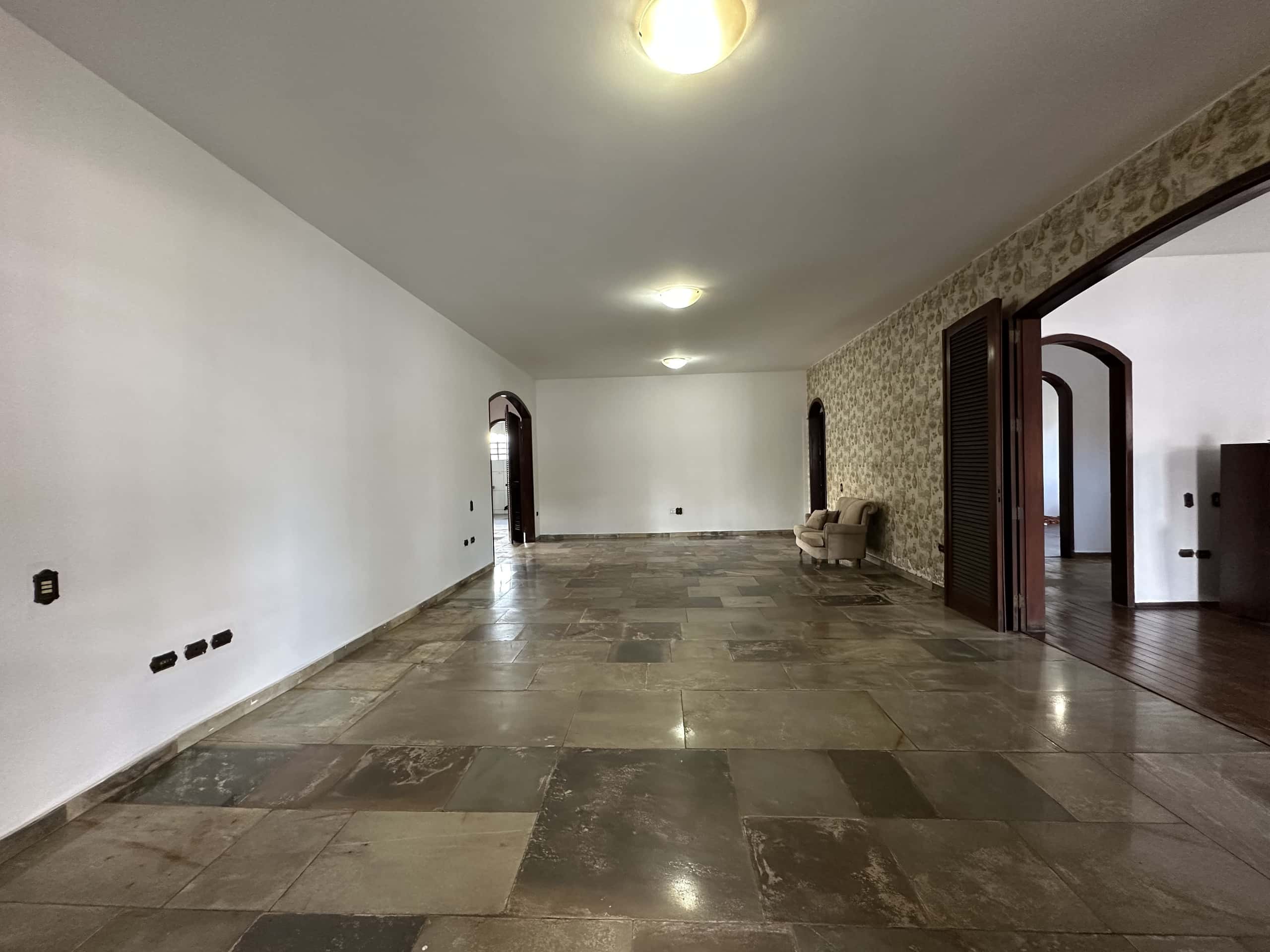 CASA COMERCIAL SETOR SUL 1800m² - GOIÂNIA GO