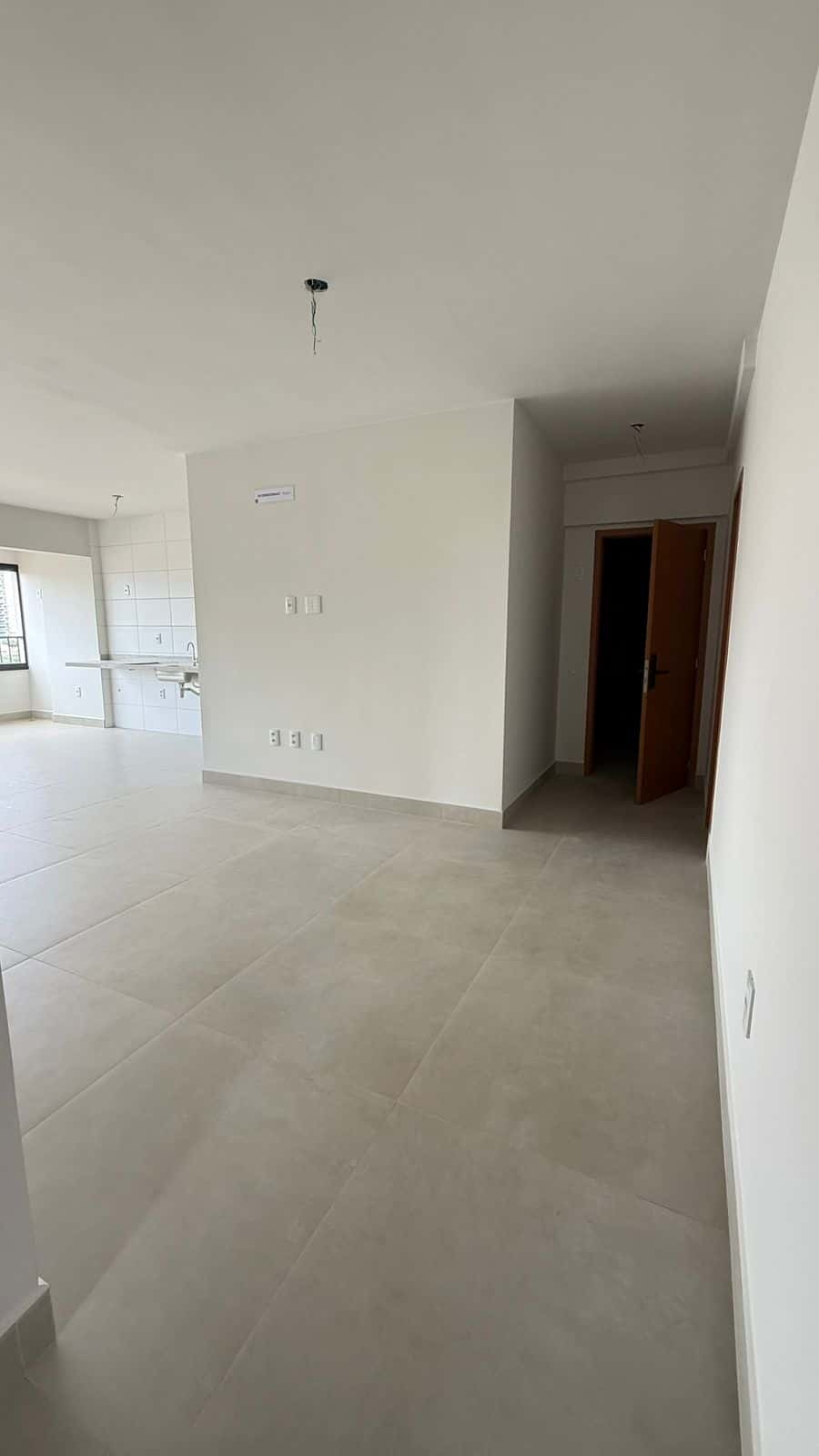 Lindo apartamento Setor Marista todo mobiliado, 114 m2, 3 suítes, 2 vagas de garagem .