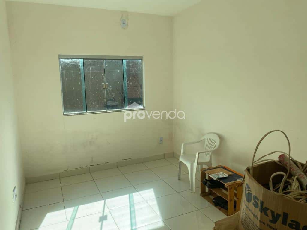 CASA 02 QUARTOS - 1 SUITE  - SETOR MOINHO DOS VENTOS