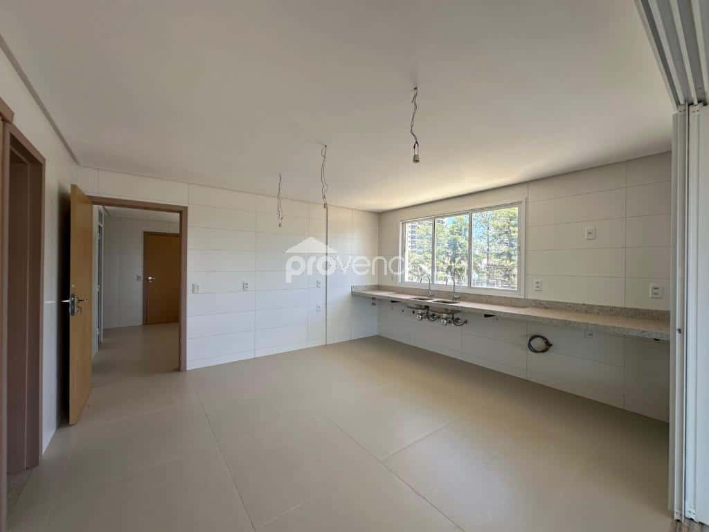 APARTAMENTO 306M² SETOR MARISTA ED.PREMIER- GOIÂNIA-GO