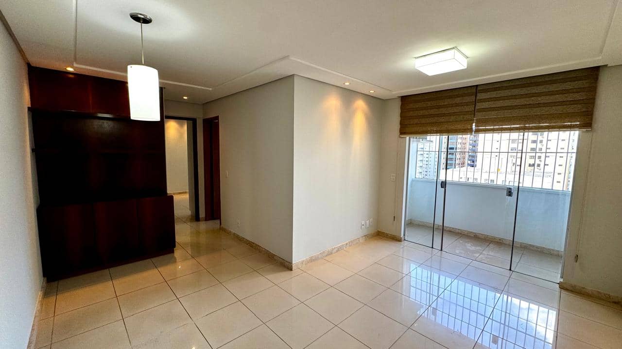 APARTAMENTO 2 QUARTOS NO BUENO ,  Próximo ao Vaca Brava