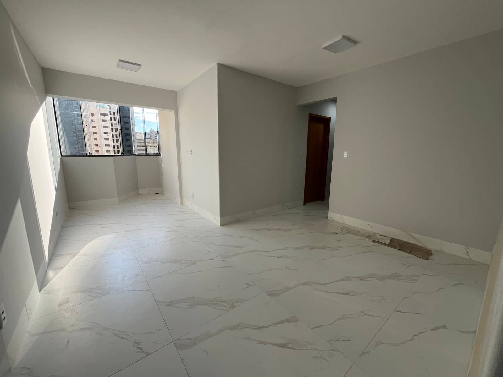 APARTAMENTO 3 QUARTOS SENDO 1 SUITE NO SETOR NOVA SUIÇA