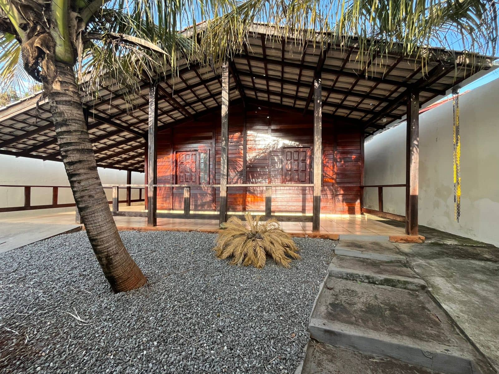 CASA 3 QUARTOS SENDO 1 SUITE NO RESIDENCIAL GUAREMA