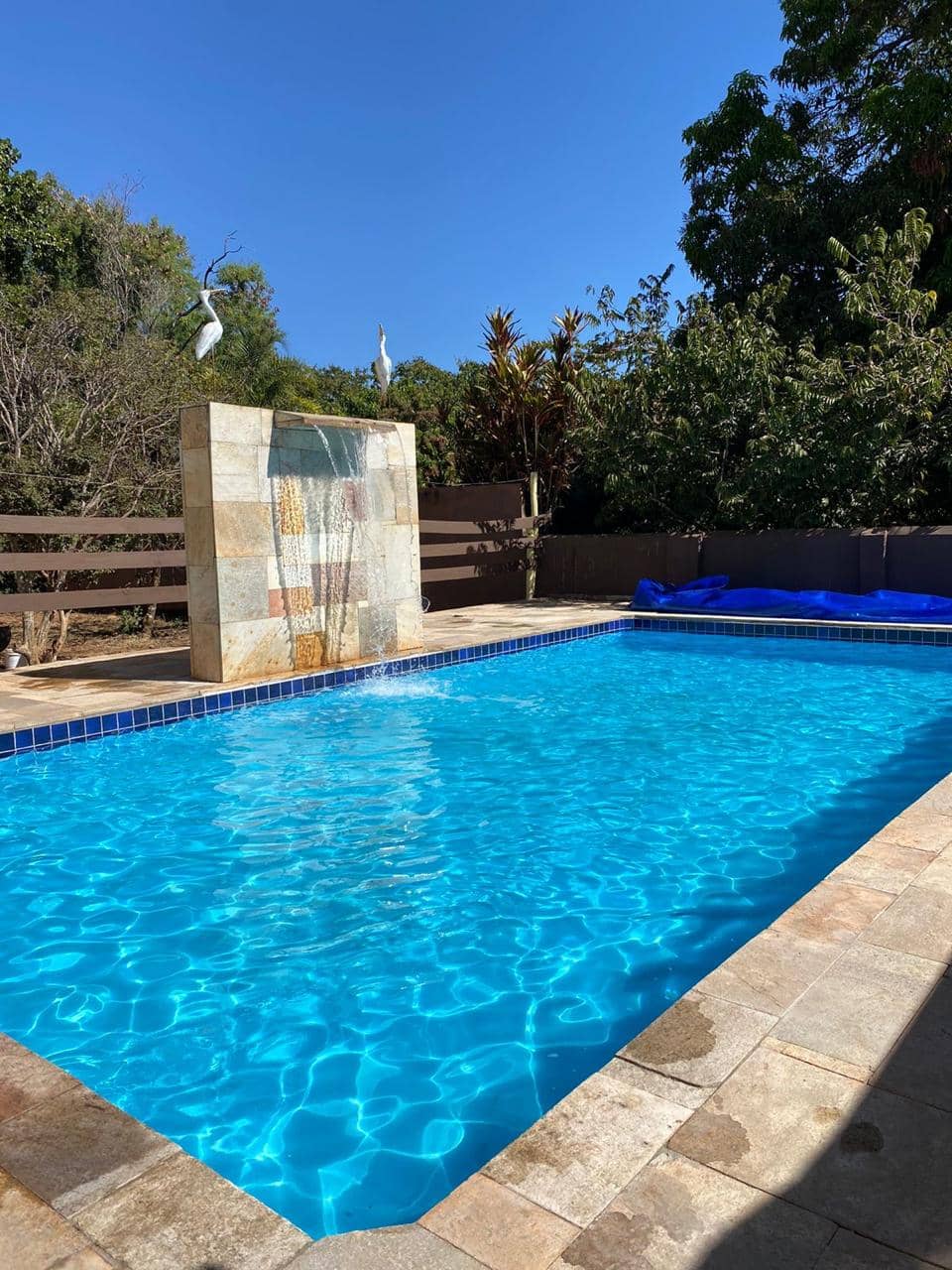 SOBRADO NO CENTRO DE PIRENÓPOLIS 309M²