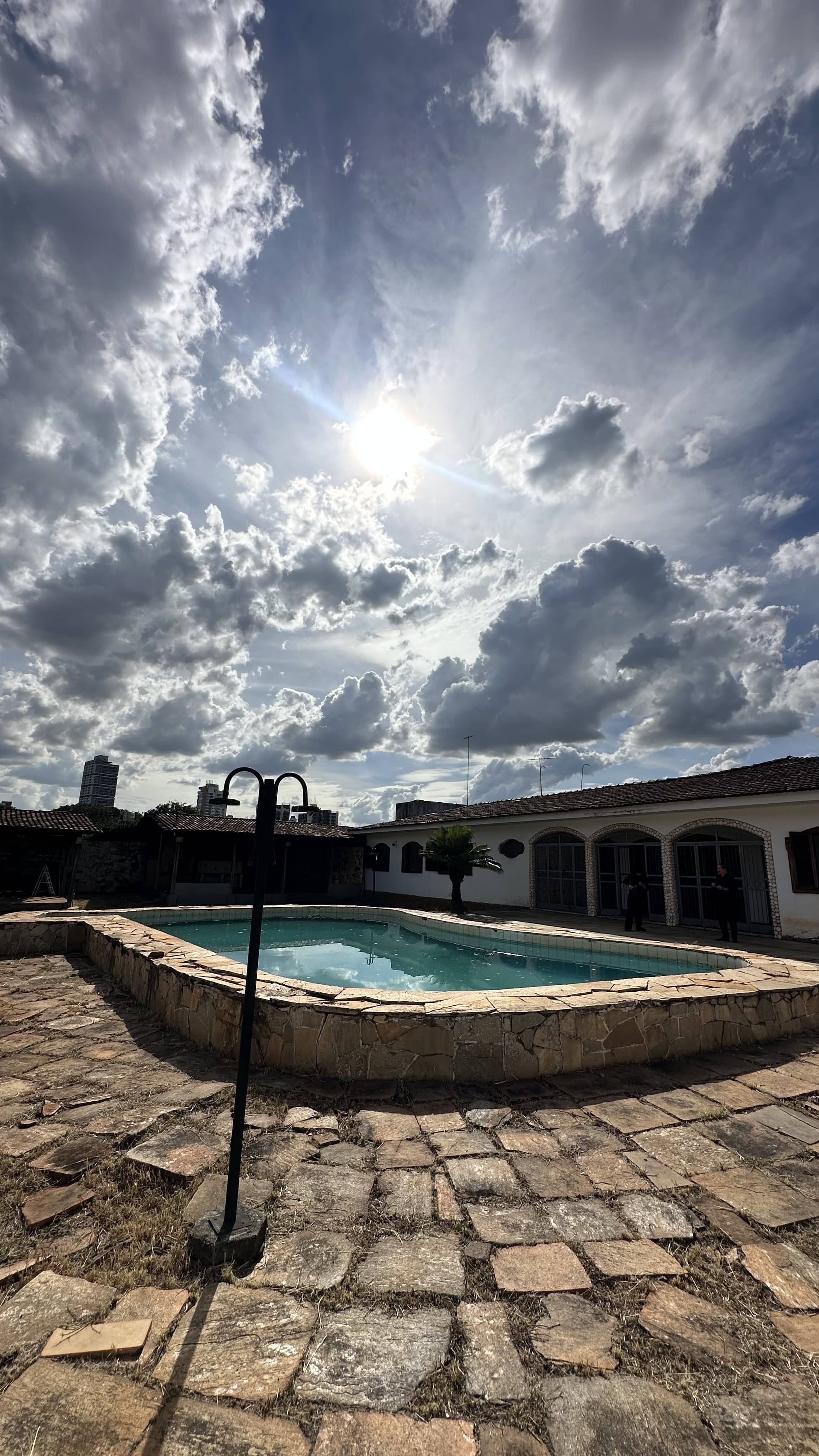 CASA COMERCIAL SETOR SUL 1800m² - GOIÂNIA GO