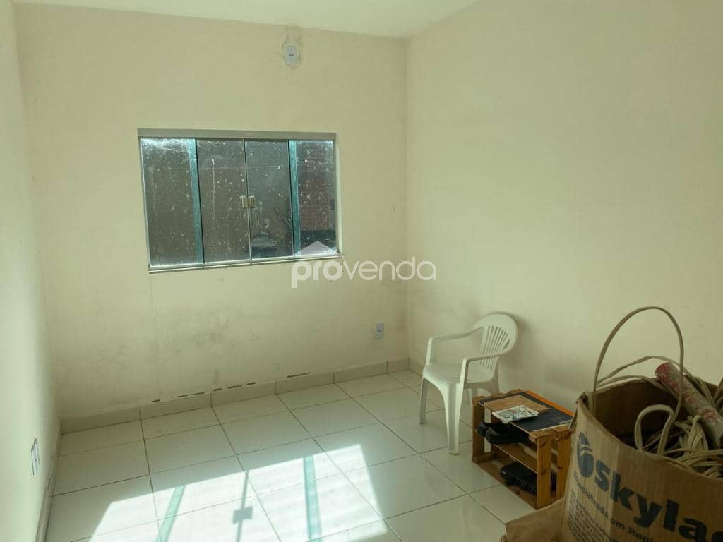 CASA 02 QUARTOS - 1 SUITE  - SETOR MOINHO DOS VENTOS