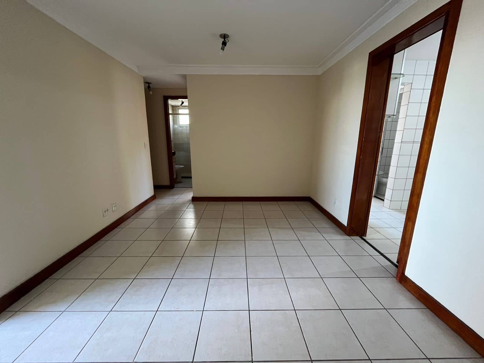 APARTAMENTO 3 QUARTOS SENDO 1 SUITE NO ALTO DA GLORIA