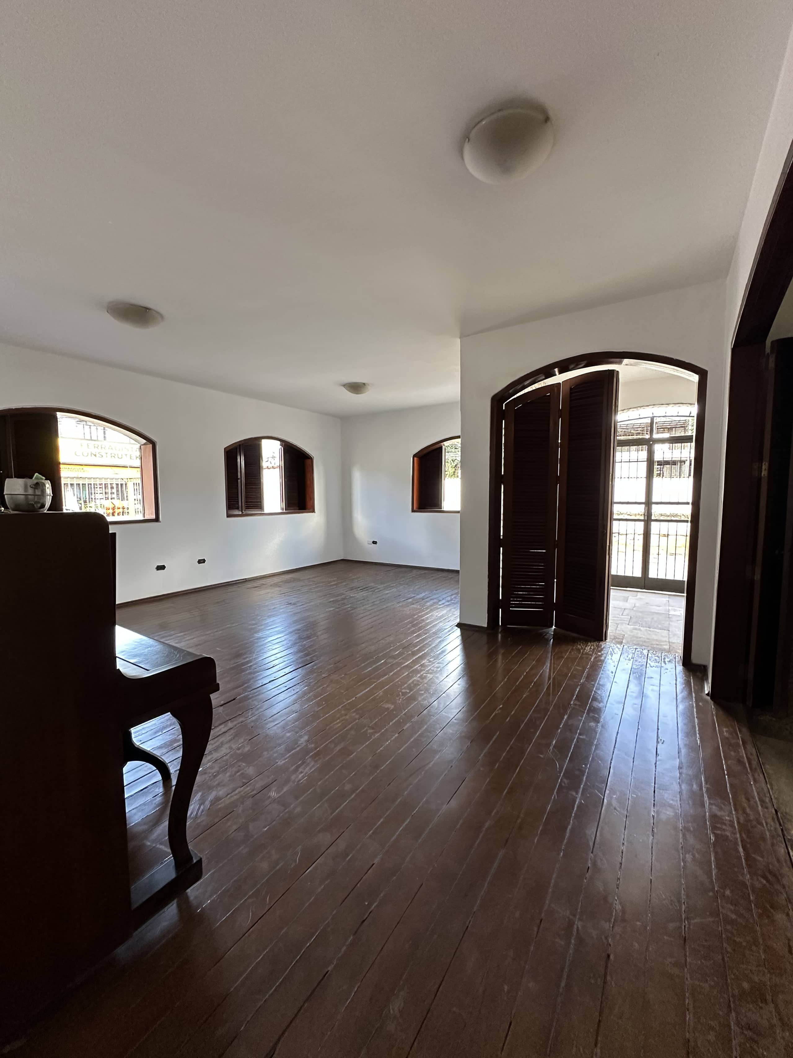 CASA COMERCIAL SETOR SUL 1800m² - GOIÂNIA GO