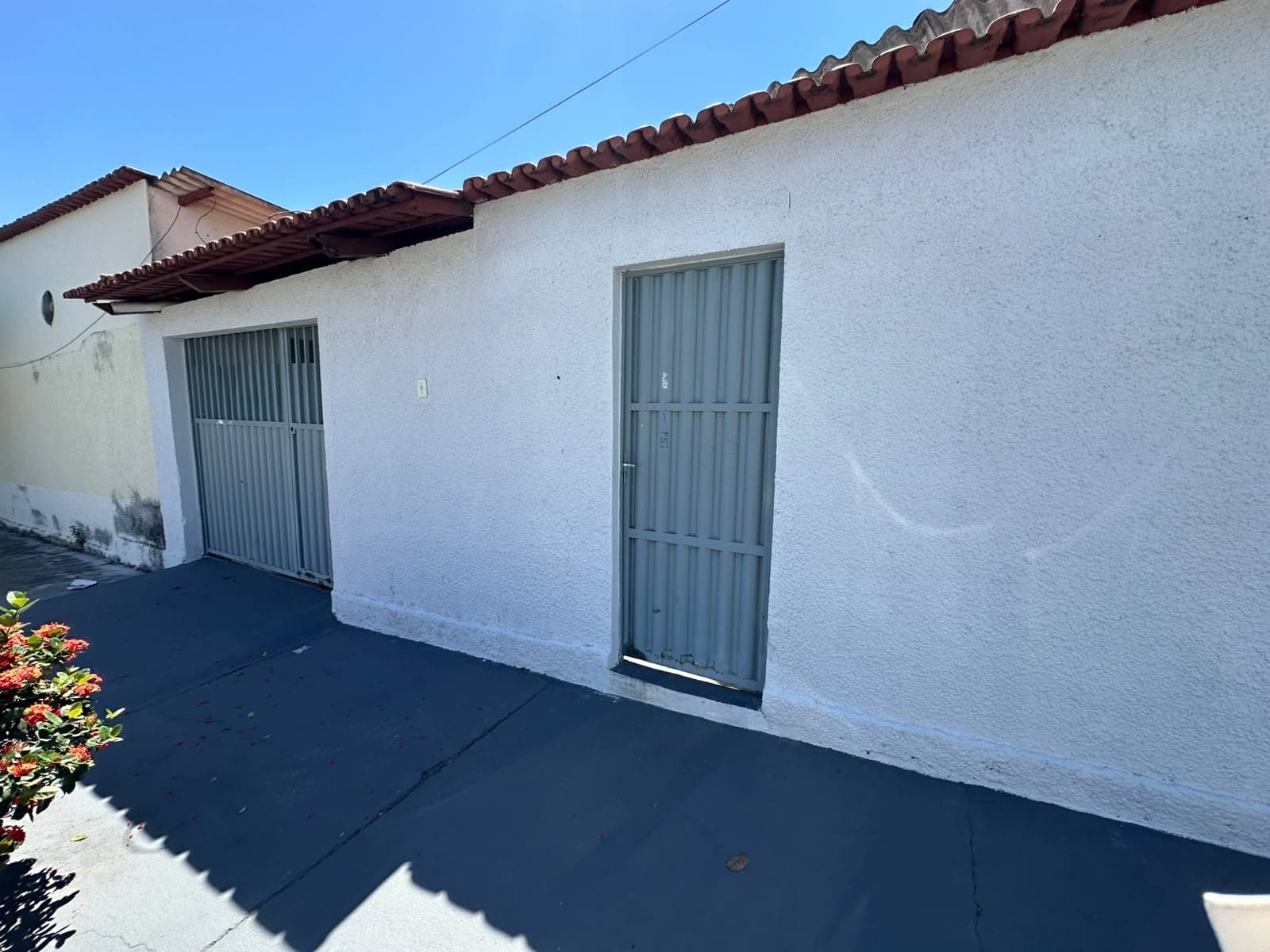 CASA 02 QUARTOS NO SETOR VILA SÃO FRANCISCO