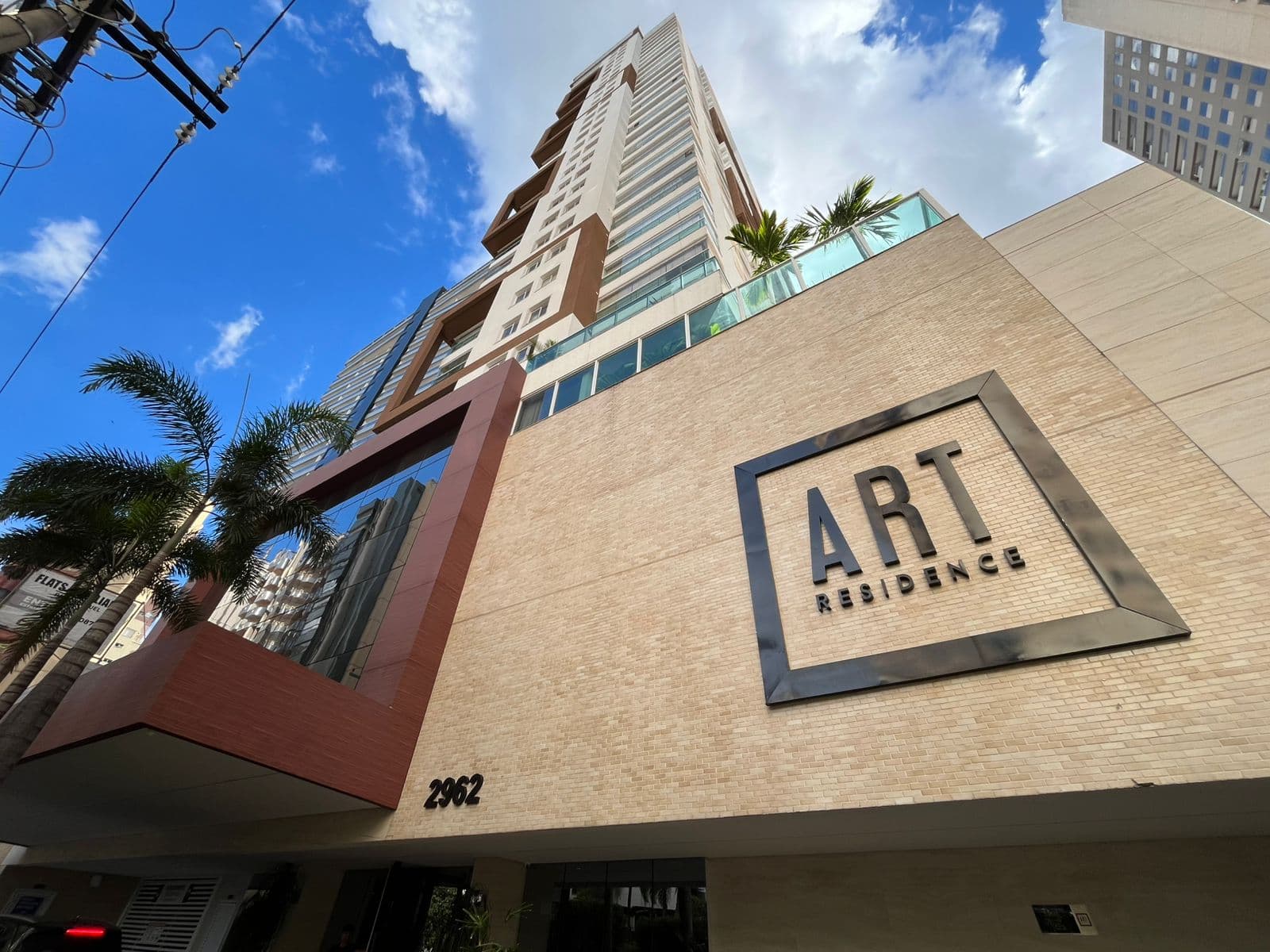 APARTAMENTO 2 SUITES MOBILIADO ART RESIDENCE NO SETOR BUENO
