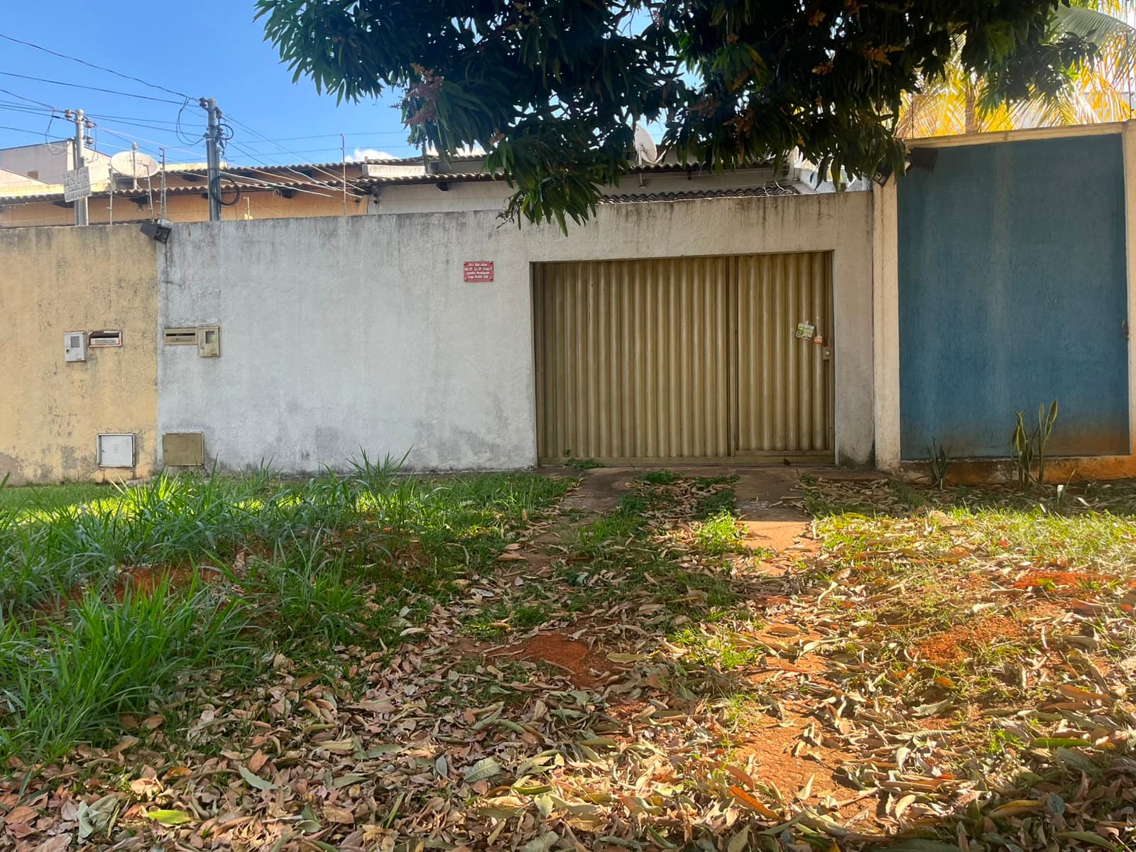 CASA 2 QUARTOS SENDO 1 SUITE JARDIM PETROPOLIS