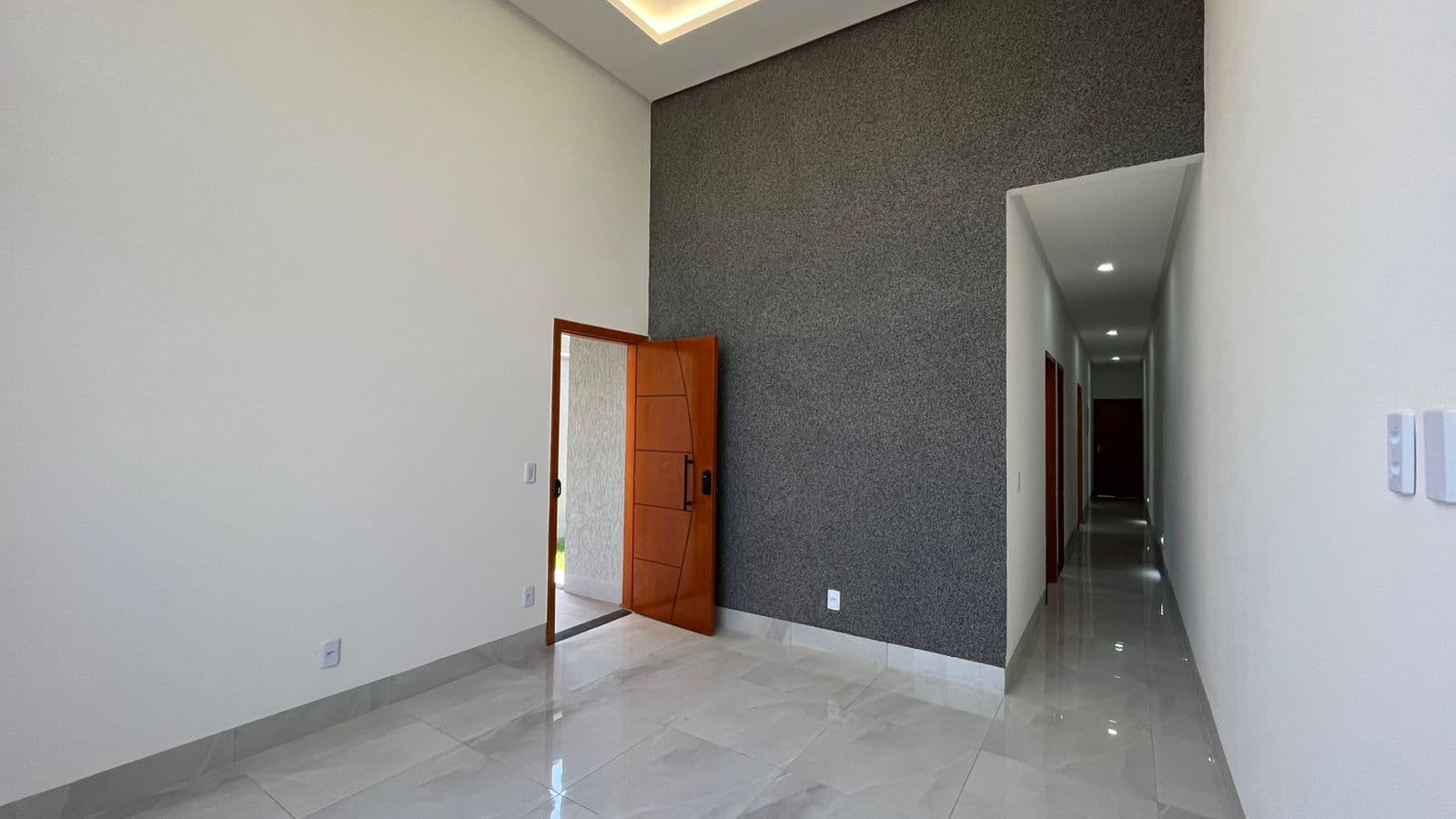 Casa 03 Quartos  sendo 01 Suíte - Parque Das Nações - Aparecida de Goiânia - Go