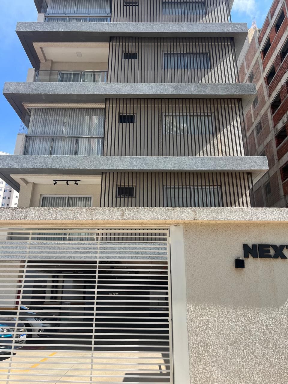 Apartamento  02 Quartos sendo 01 suíte - Condômino Next - vila rosa Goiânia- Go