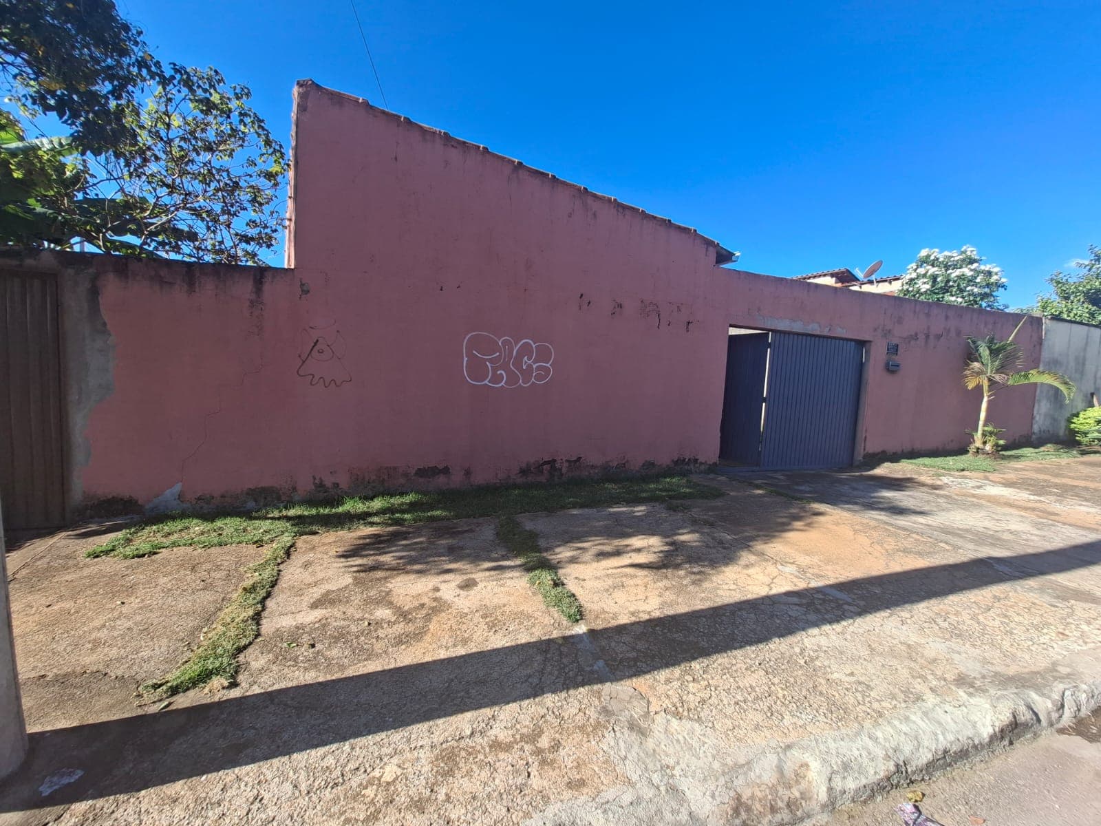 Casa  03 Barracões - Residencial Forteville – Ótima Oportunidade de Investimento