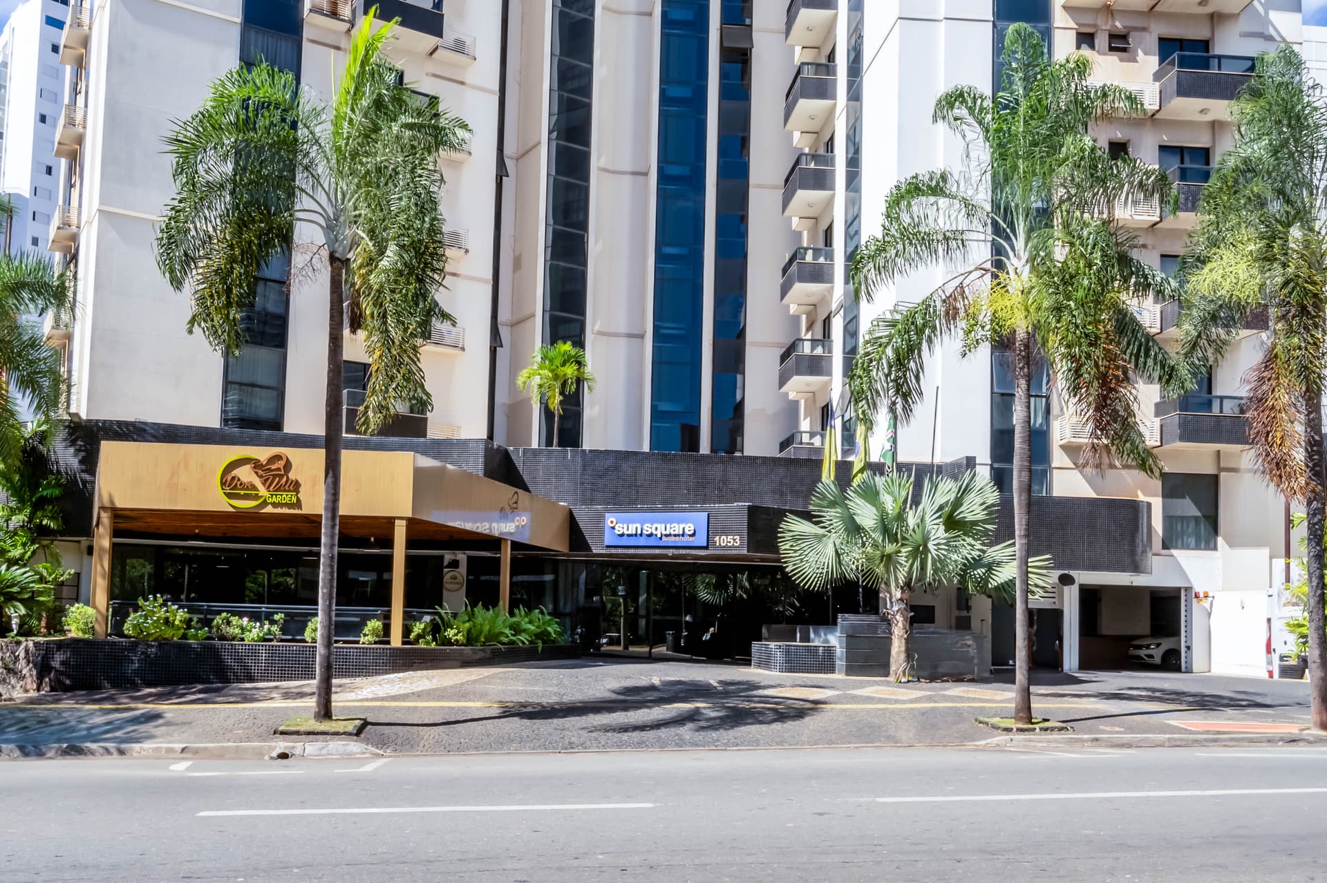 APARTAMENTO 1 SUITE NO SUN SQUARE SUITES HOTEL A VENDA