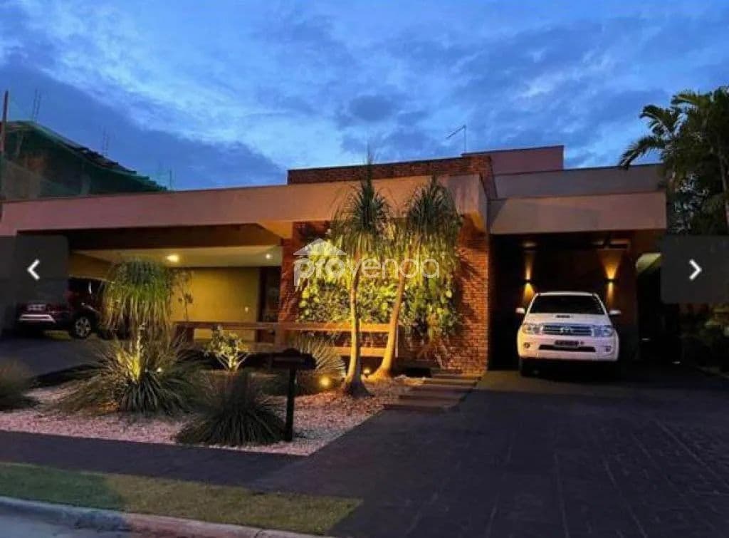 CASA 4 SUITES COND JARDINS MUNIQUE
