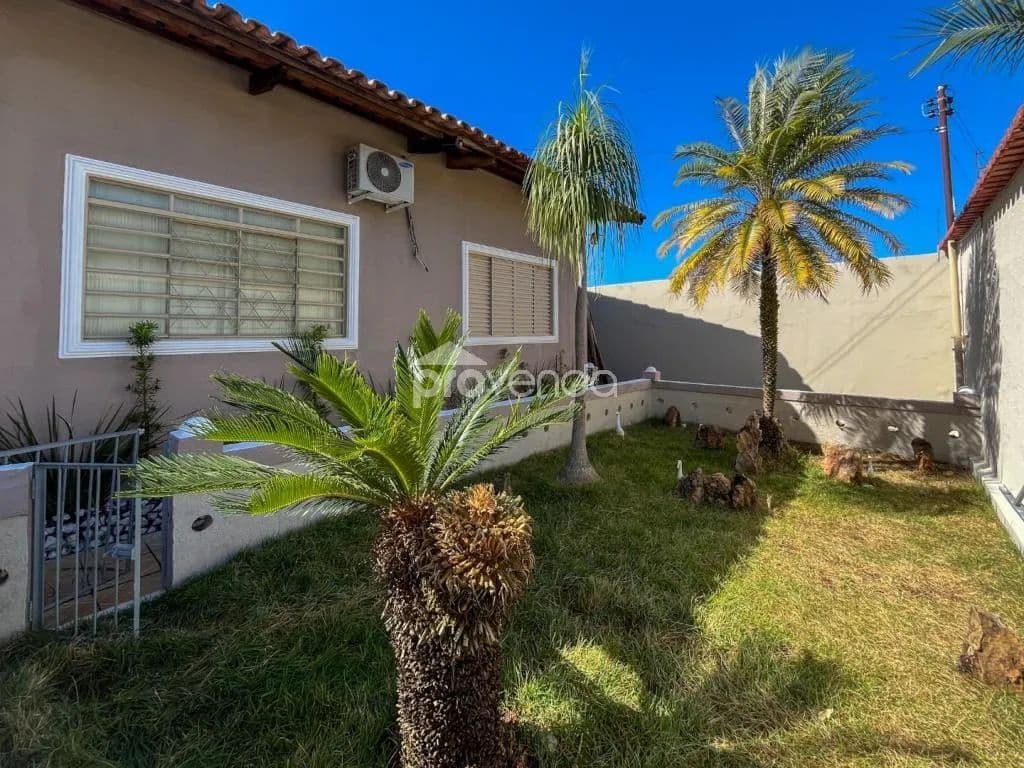 CASA 03 QUARTOS, 02 SUÍTES 244m² - JARDIM ATLÂNTICO - GOIÂNIA - GO