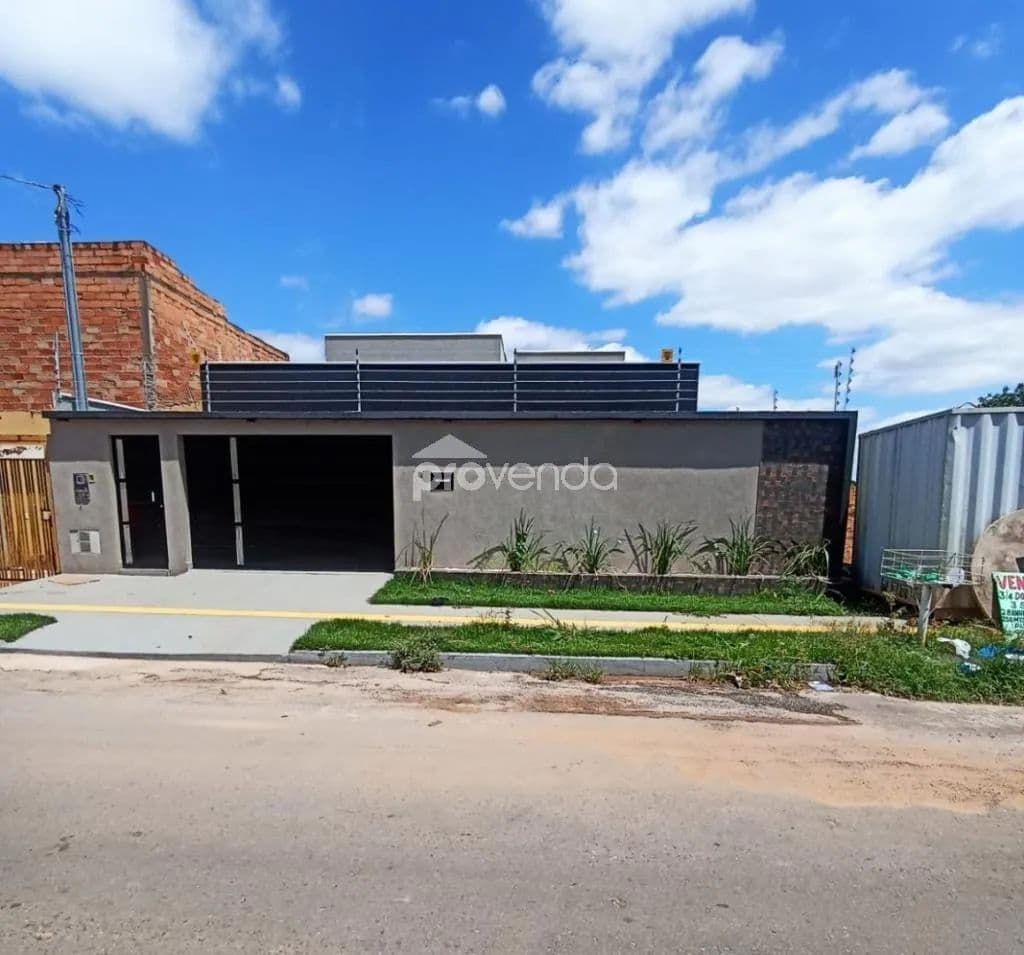 SOBRADO - ÁREA 237m² - 3 SUÍTES - SETOR GARAVELO RESIDENCIAL PARK - APARECIDADE DE GOIÂNIA/GO