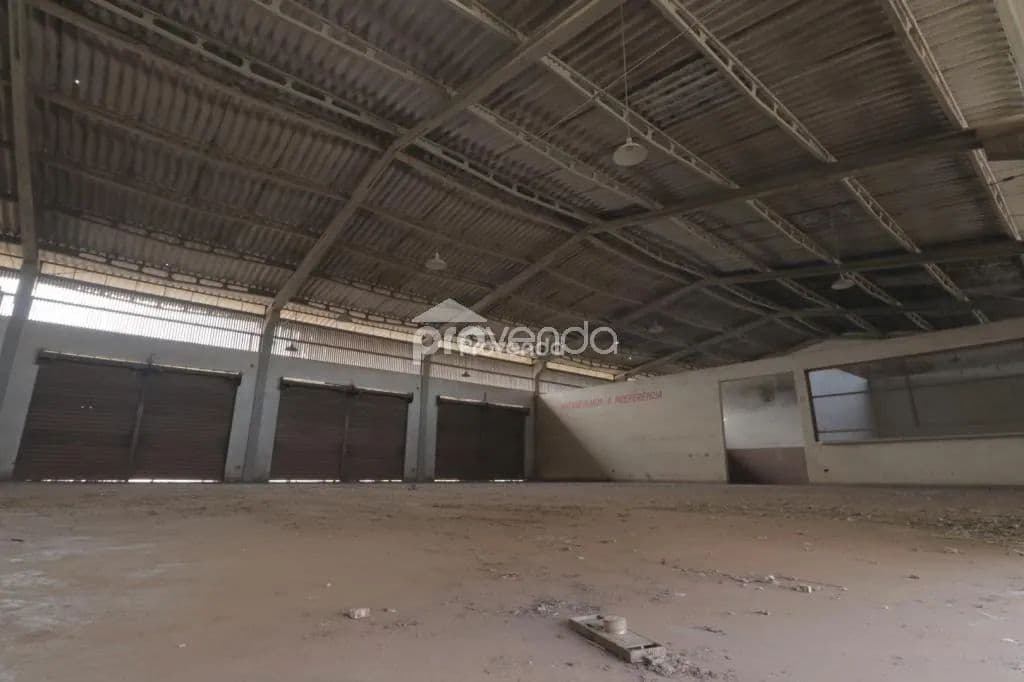 GALPÃO COMERCIAL - ÁREA 3.032m² TOTAL E 474m² DE CONSTRUÇÃO - AVENIDA RIO VERDE - JARDIM HELVÉCIA -