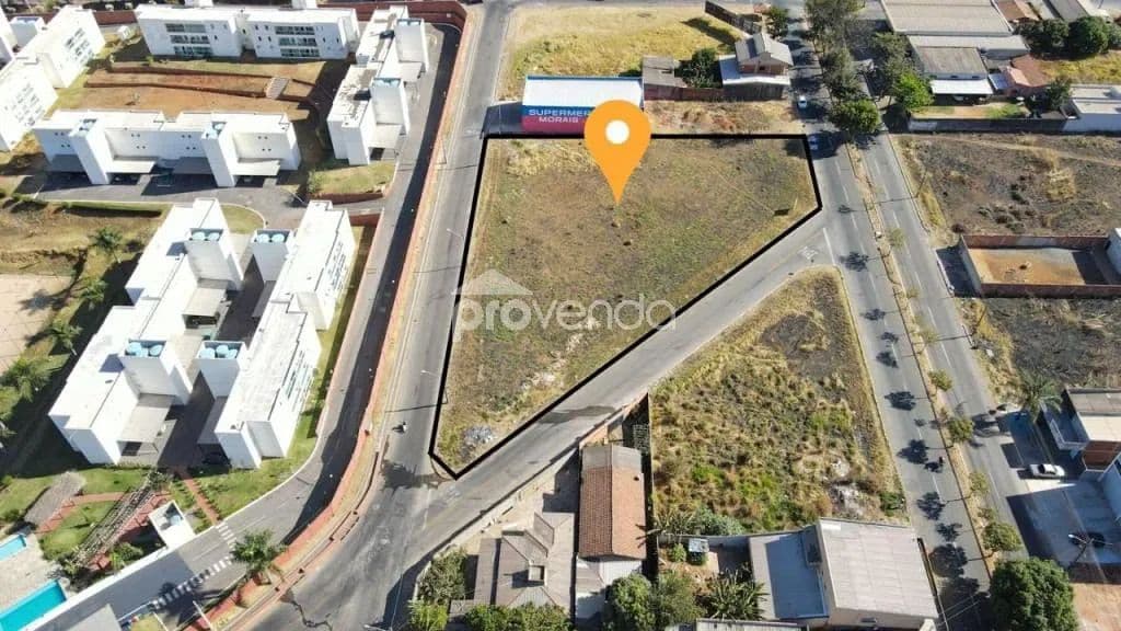 ÁREA COMERCIAL 2.680 M² - RESIDENCIAL ITAIPU