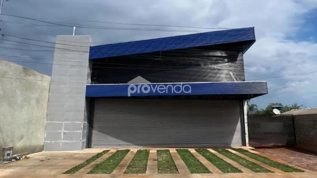GALPÃO COMERCIAL 810,00m² - SENADOR CANEDO