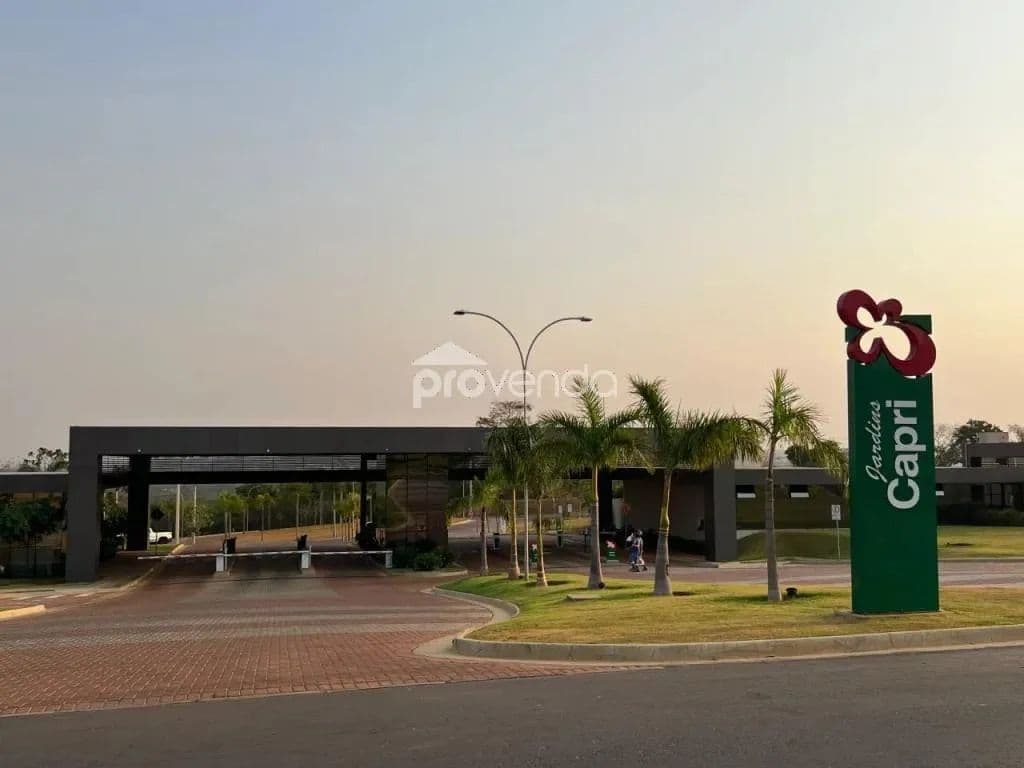 LOTE DE ESQUINA 424,68m² - JARDINS CAPRI, SENADOR CANEDO-GO