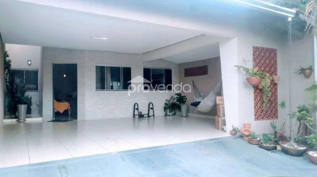 CASA 03 QUARTOS, 01 SUÍTE 135m² - JARDIM PRESIDENTE - GOIÂNIA - GO
