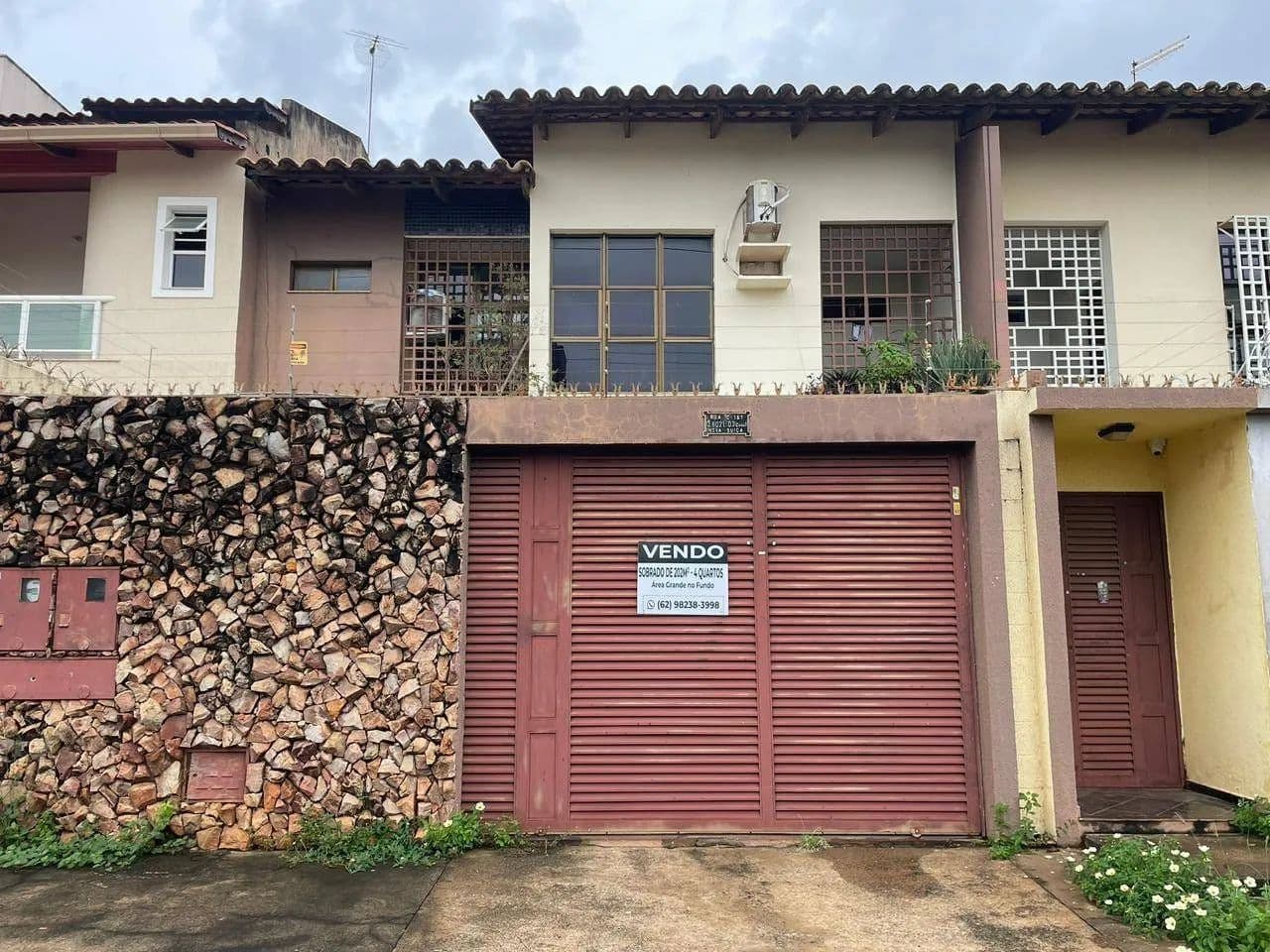 Sobrado à venda, Nova Suiça, Goiânia, GO