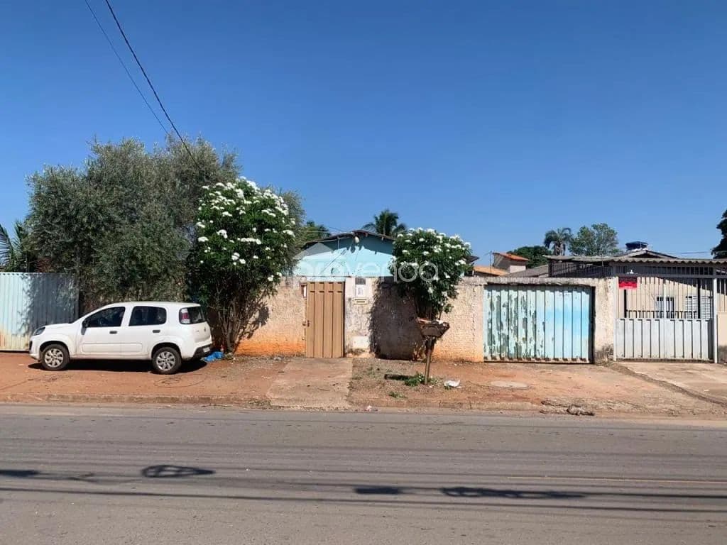 TERRENO COM 80m² DE AREA EDIFICADA, 512,80 DE AREA TOTAL - SETOR SANTA GENOVEVA, GOIÂNIA - GOIAS