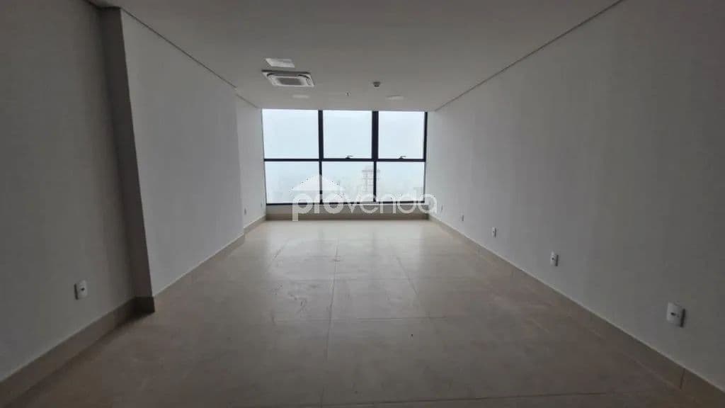 SALA COMERCIAL DE 37,96M², SETOR MARISTA.