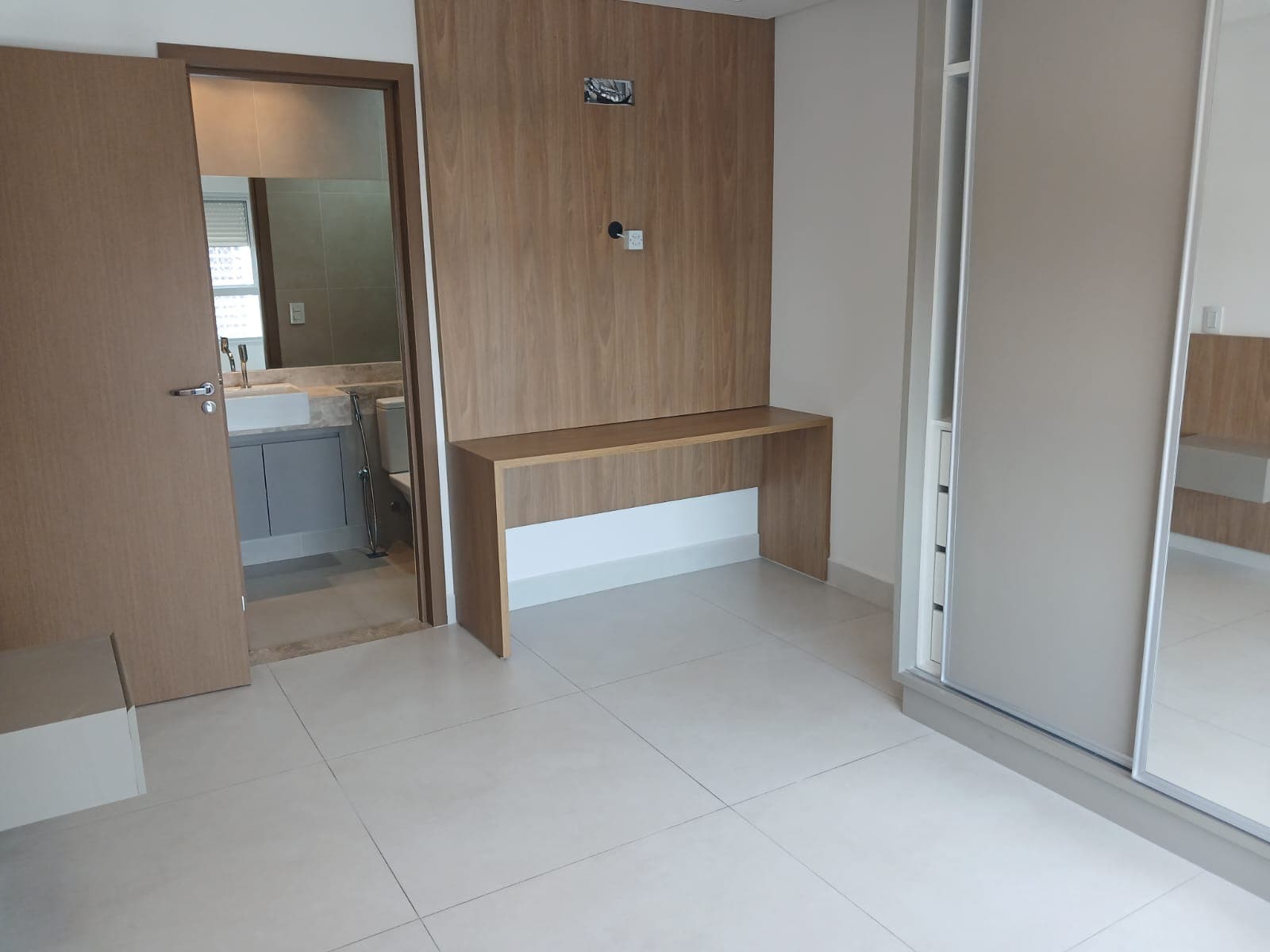Apartamento 02 Quartos 01 Suite - Condominio Gran Murano - Setor Bueno