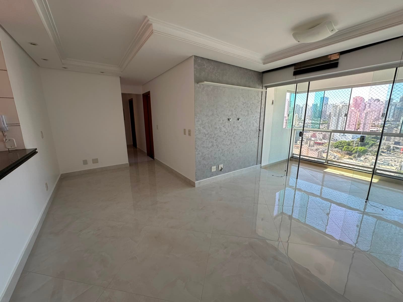 APARTAMENTO 3 SUITES NO RESIDENCIAL SOLAR DOS NOBRES SETOR BUENO