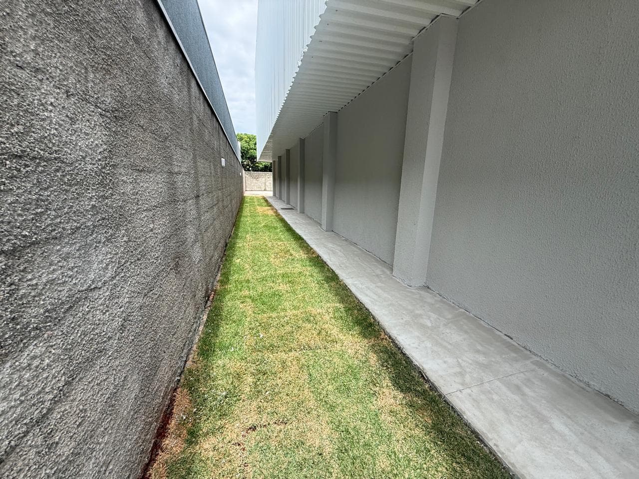 Galpão Comercial 1. 202 M² - Garavelo Residencial Park - Aparecida de Goiania