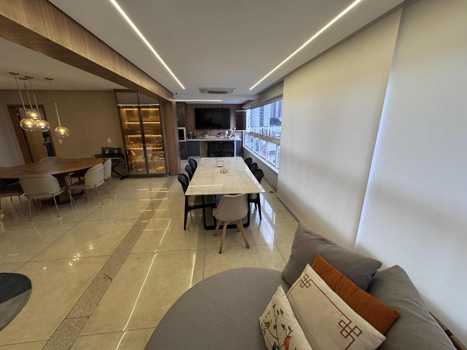 Apartamento 04 Quartos 04 Suites - Setor Bueno
