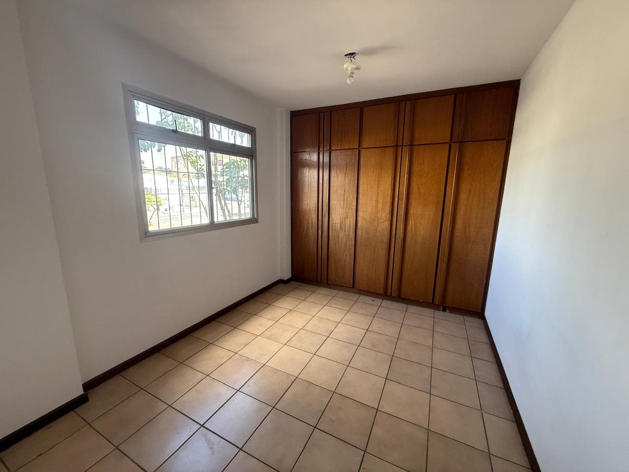 APARTAMENTO 2 QUARTOS SETOR CENTRAL