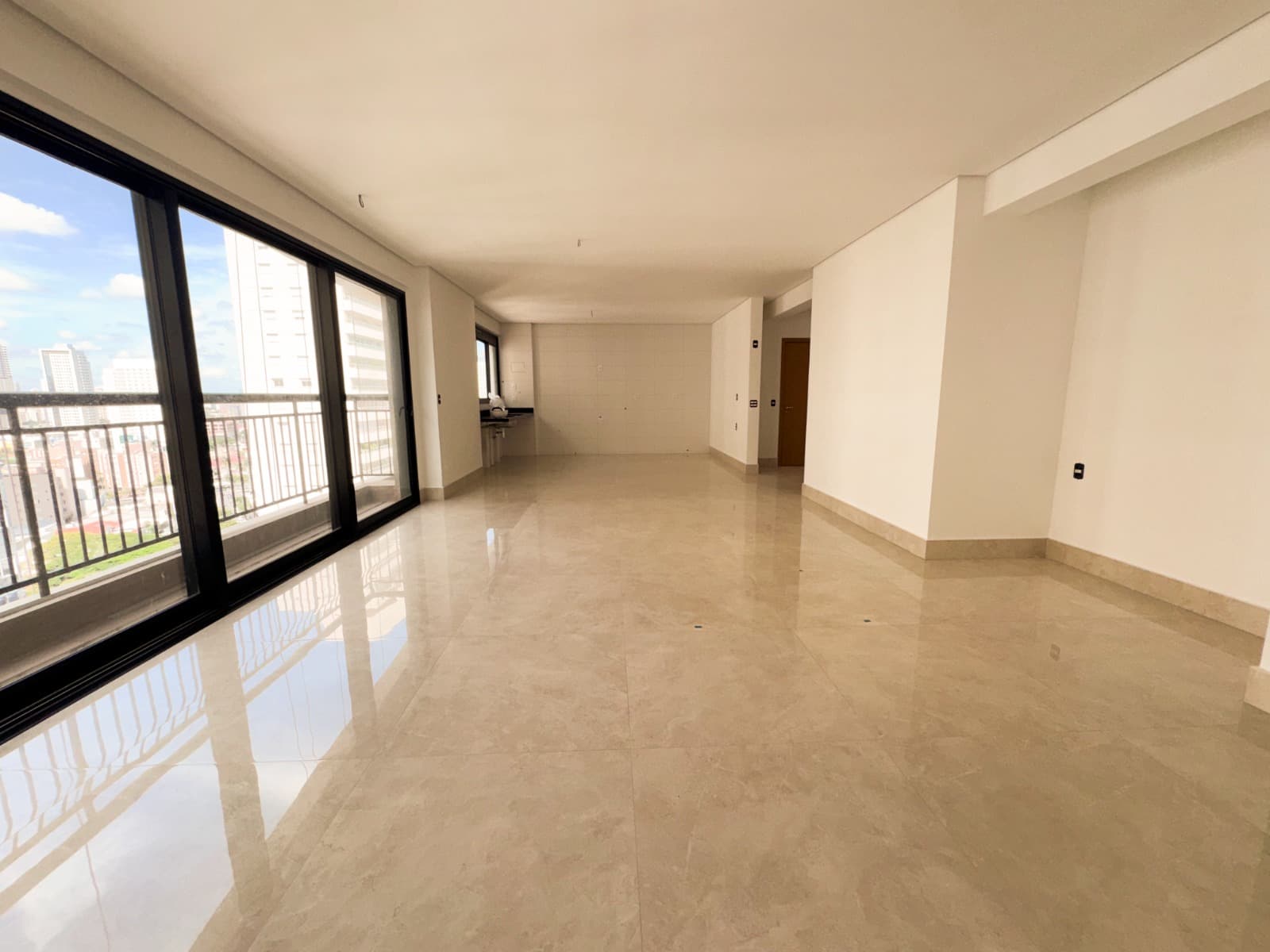 Apartamento Alto Padrão 217m² Edifício Arte Marista - Setor Marista