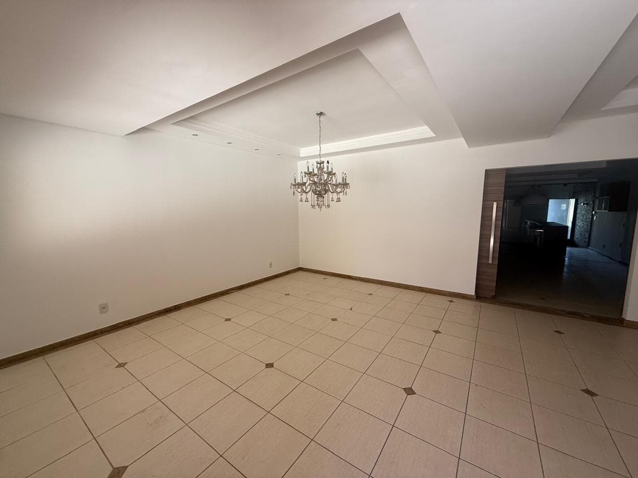 SOBRADO SETOR BUENO 4 SUITES