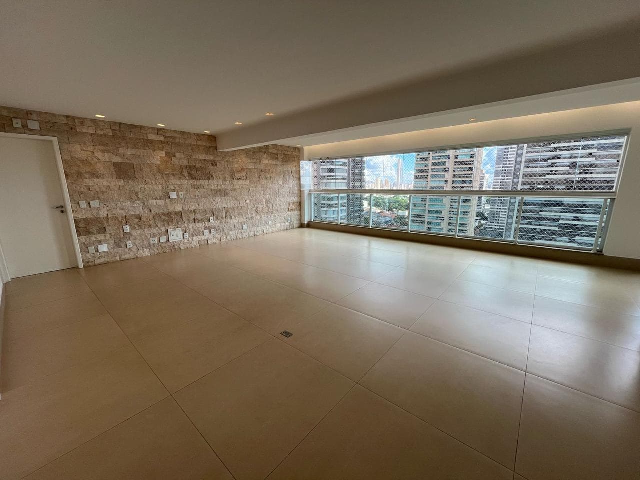 APARTAMENTO 3 SUITES ED. VARANDAS DA PRAÇA LIFE STYLE NO SETOR BUENO