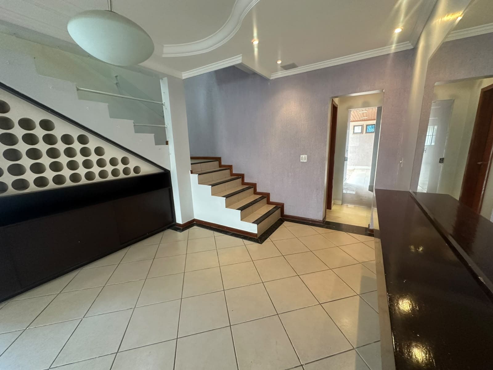 SOBRADO 3 SUITES RESIDENCIAL CELESTE NO JARDIM GOIAS