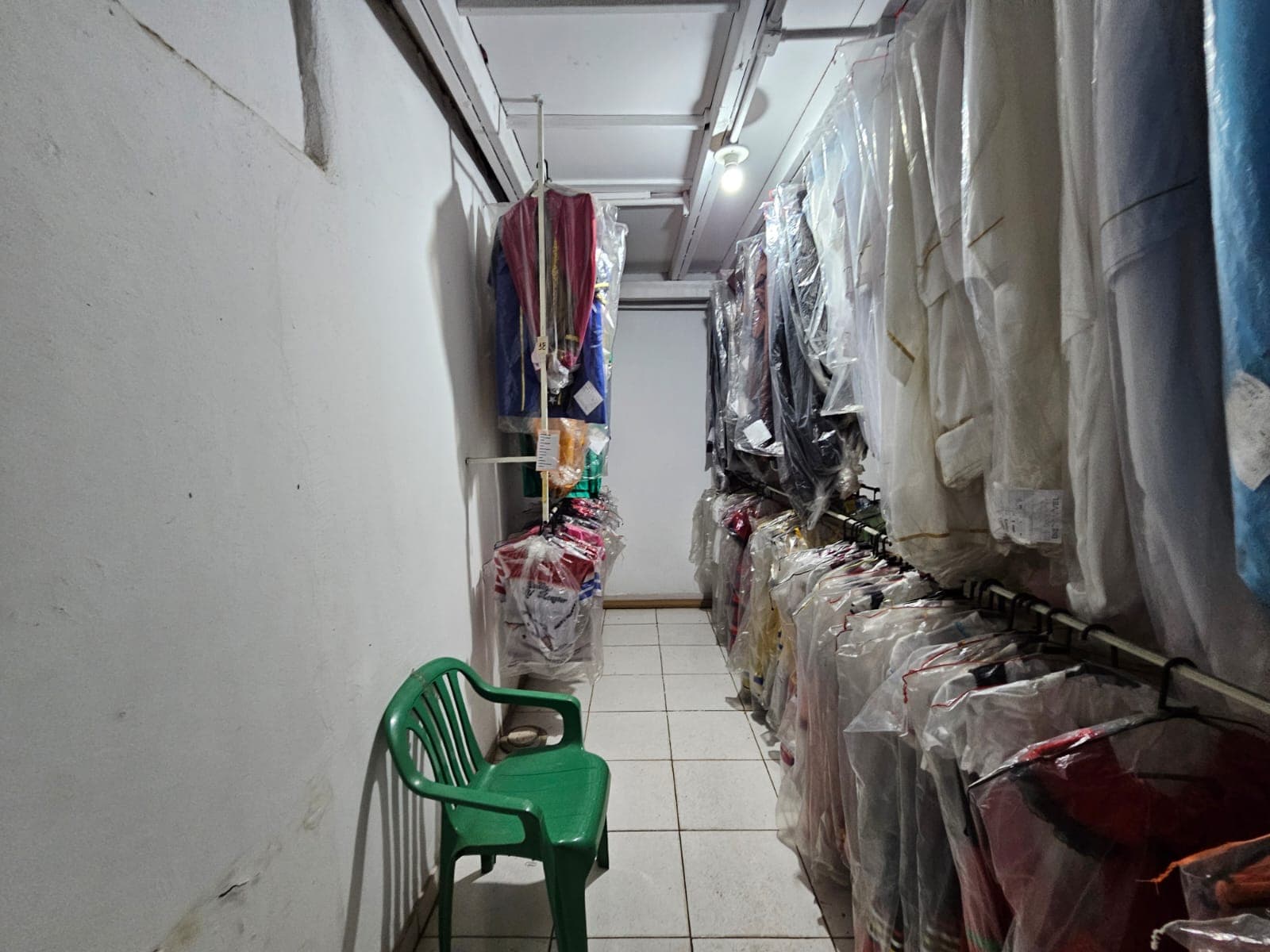 Casa comercial no Centro de Goiânia - Rua 20