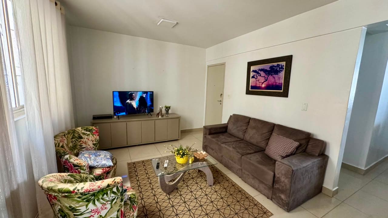 Apartamento 3 Quartos no Setor Oeste Reformado, Oportunidade .