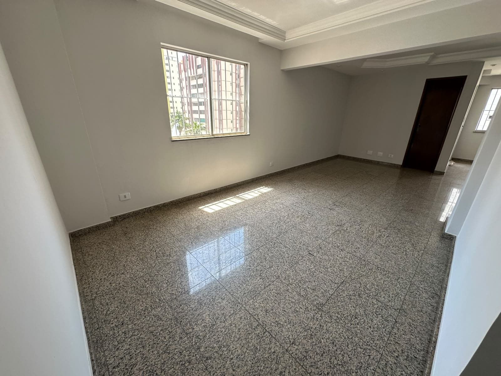 APARTAMENTO 3 QUARTOS SENDO 1 SUITE RESIDENCIAL ITAPEMA NO SETOR OESTE