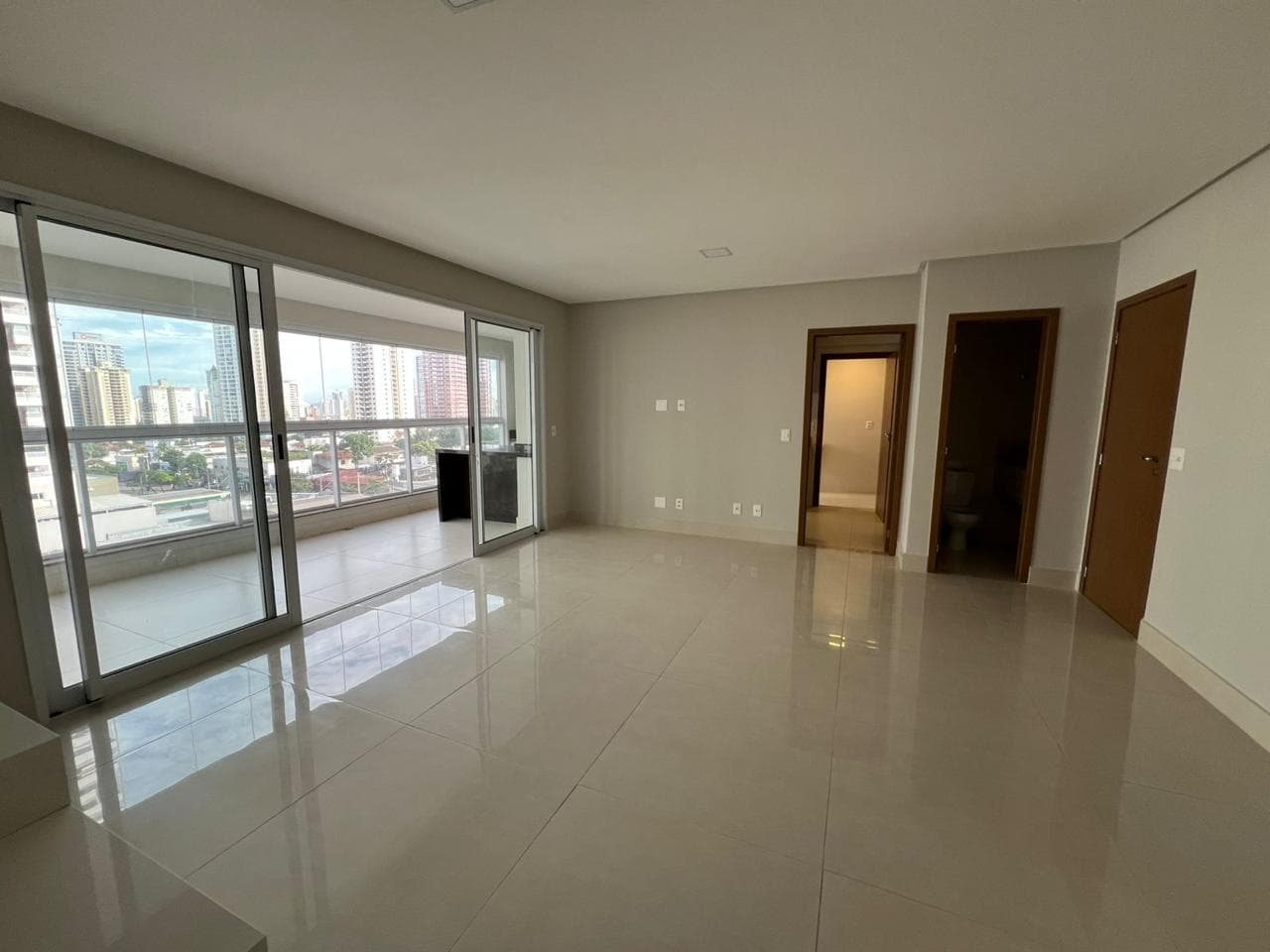 Apartamento á venda Setor Bueno 114m² - Goiânia GO