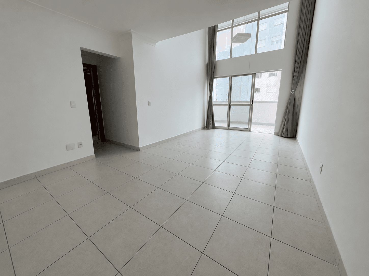 APARTAMENTO 3 SUITES RESIDENCIAL MAHATMA GANDHI NO JARDIM GOIAS