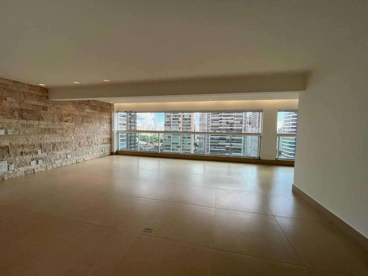 APARTAMENTO 3 SUITES ED. VARANDAS DA PRAÇA LIFE STYLE NO SETOR BUENO