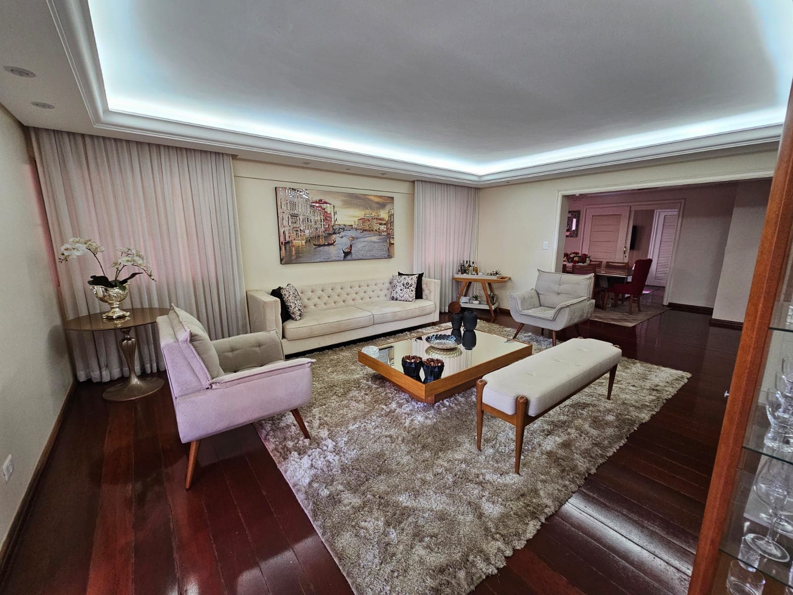 Apartamento a venda no Setor Oeste - Excelente Localizaçào