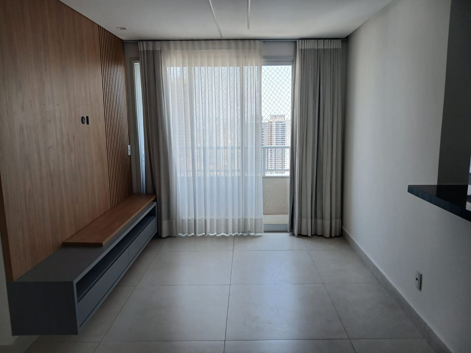 Apartamento 02 Quartos 01 Suite - Condominio Gran Murano - Setor Bueno