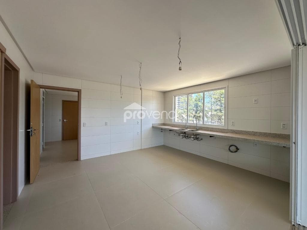 APARTAMENTO 306M² SETOR MARISTA ED.PREMIER- GOIÂNIA-GO