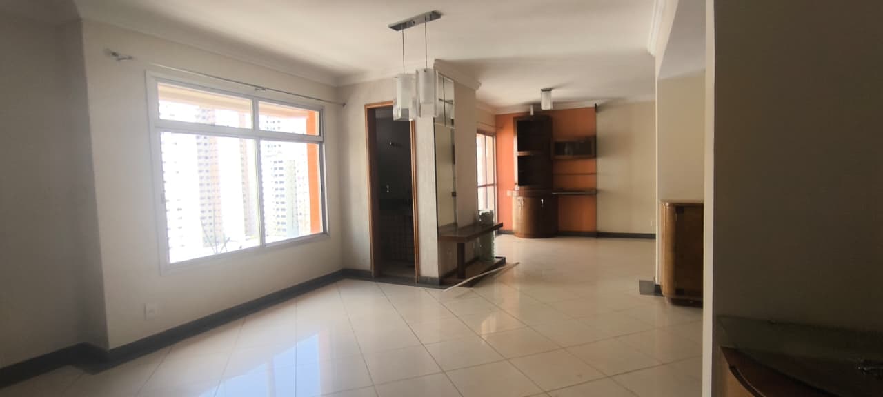 Apartamento no Setor Bueno, 3 Quartos sendo 2 suítes