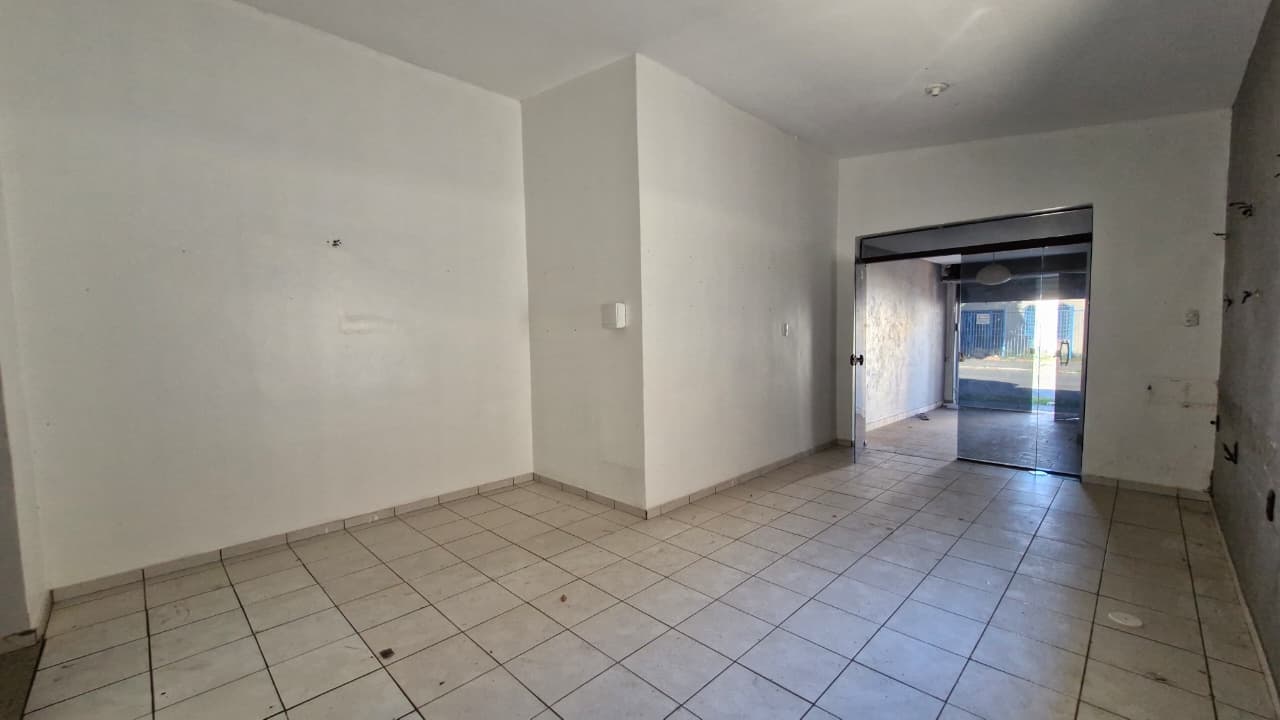 SALA COMERCIAL DE 80M², SETOR COIMBRA.